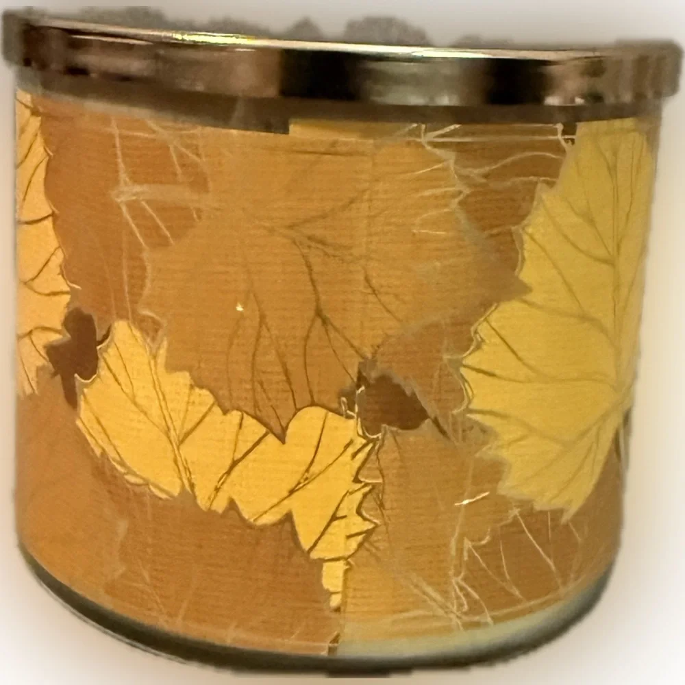 💛WHITE BARN💛Sweet Kettle Corn 3-Wick Candle/NWT - Picture 5 of 6